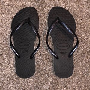 HAVAIANAS- womens size 6 flip flop